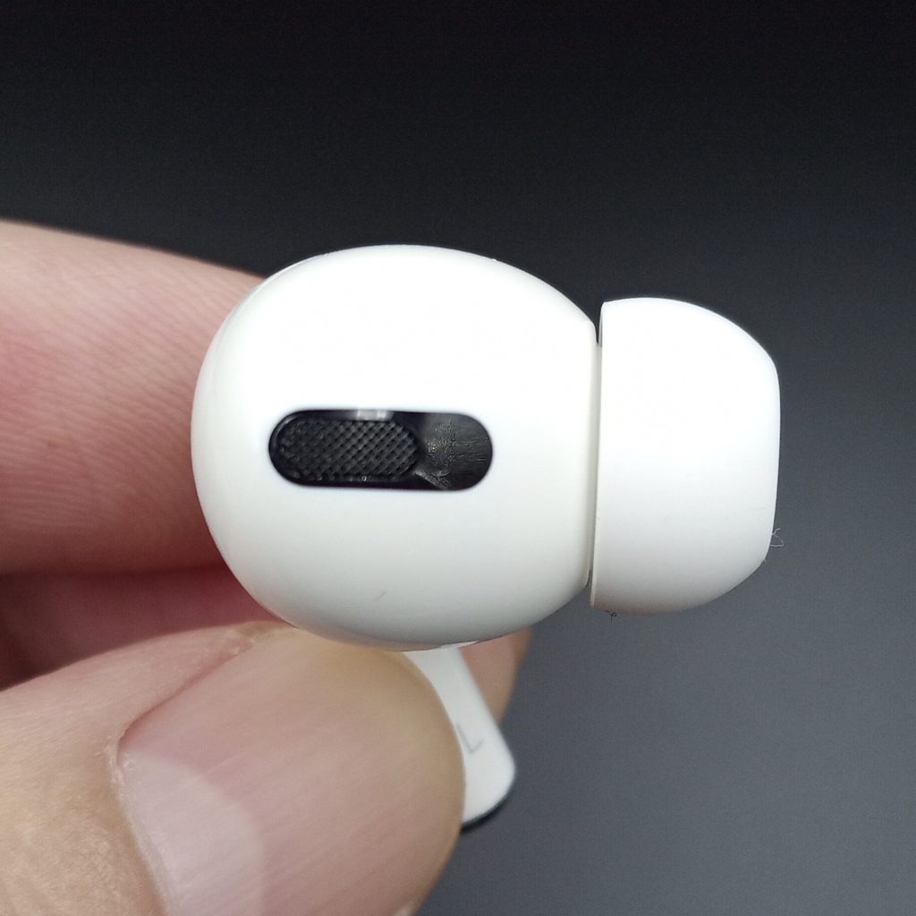 AirPods Proの内向きマイク