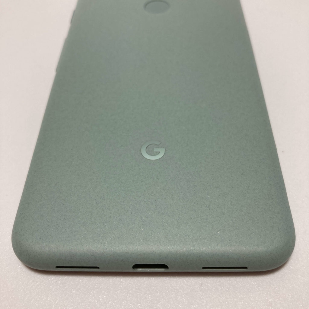 Pixel 5の見事な質感