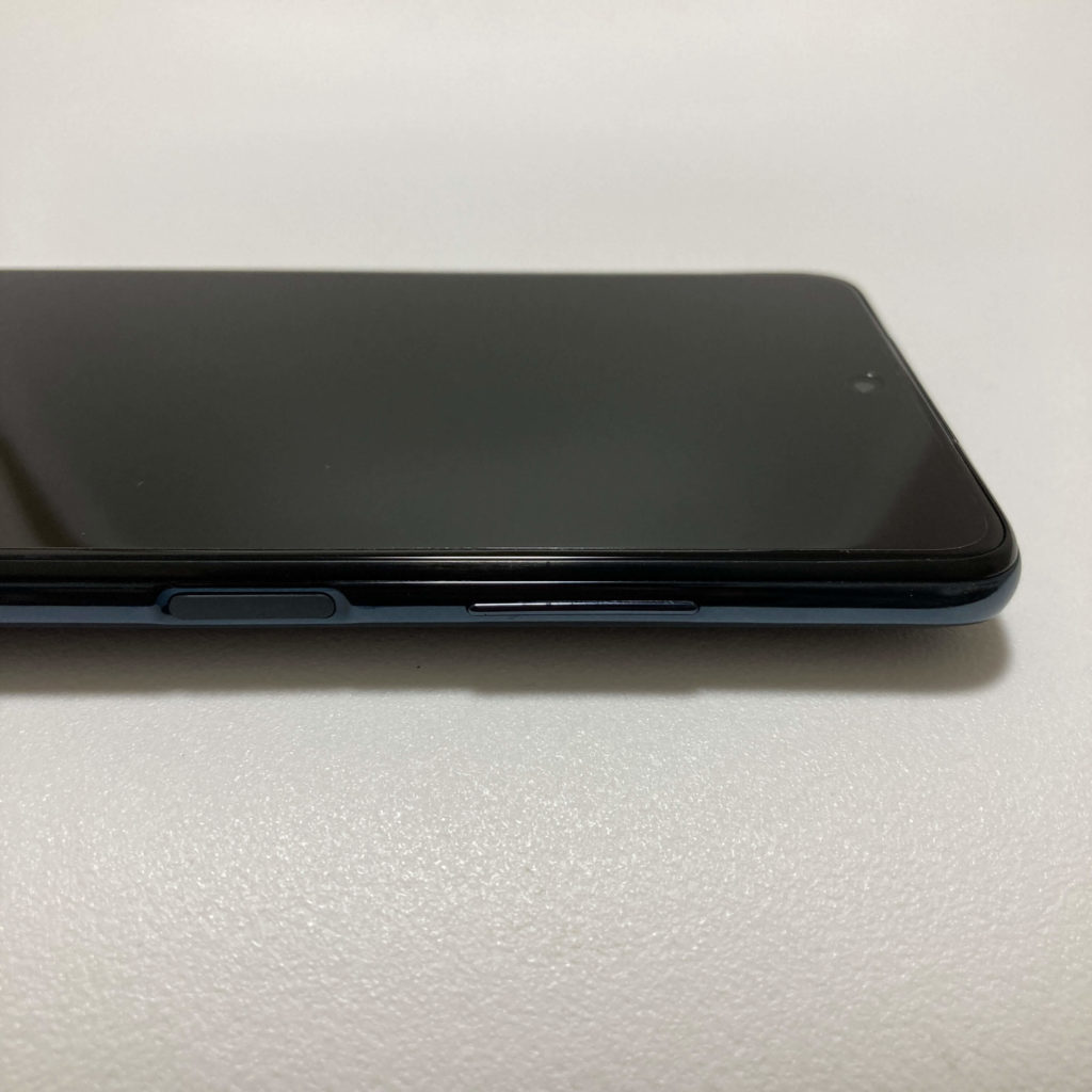 POCO X3 NFCの右側面