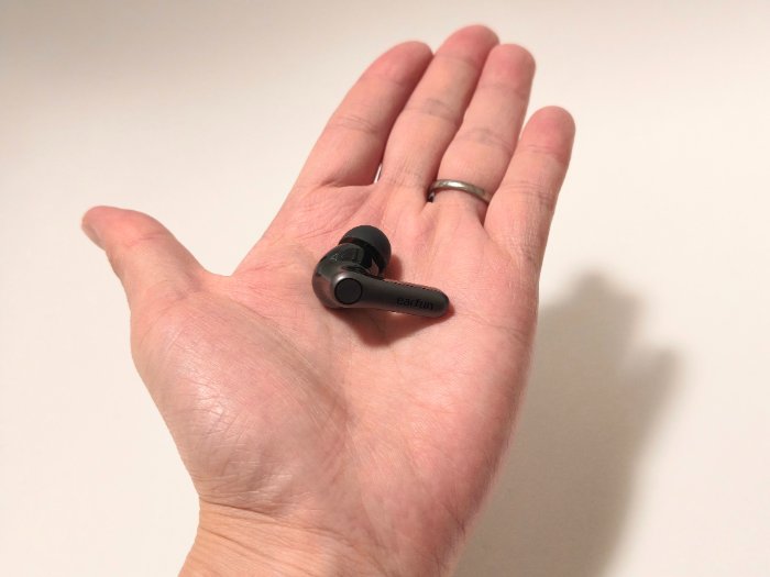 EarFun Air Pro 4+のサイズ感