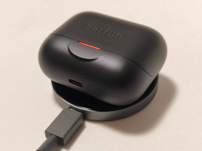 EarFun Air Pro 4+のワイヤレス充電