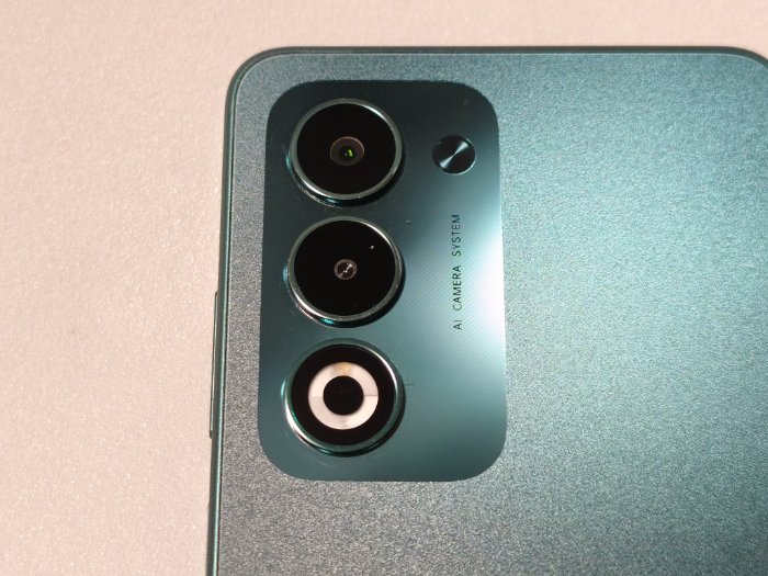 OPPO A5 5Gのデザイン