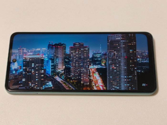 OPPO A5 5はHD+ディスプレイ