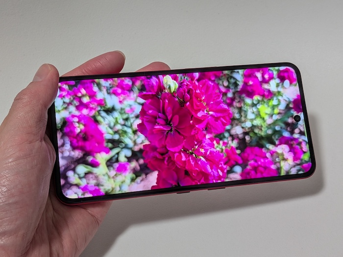 Nothing Phone (3a) Liteのディスプレイ