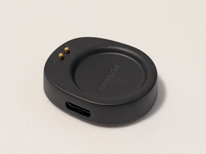 Amazfit Active MAXの充電方法