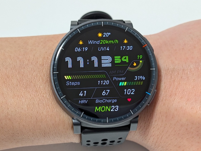 Amazfit Active Maxのディスプレイ