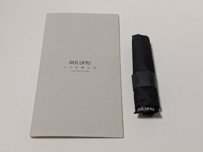 AULUMU M10の付属品