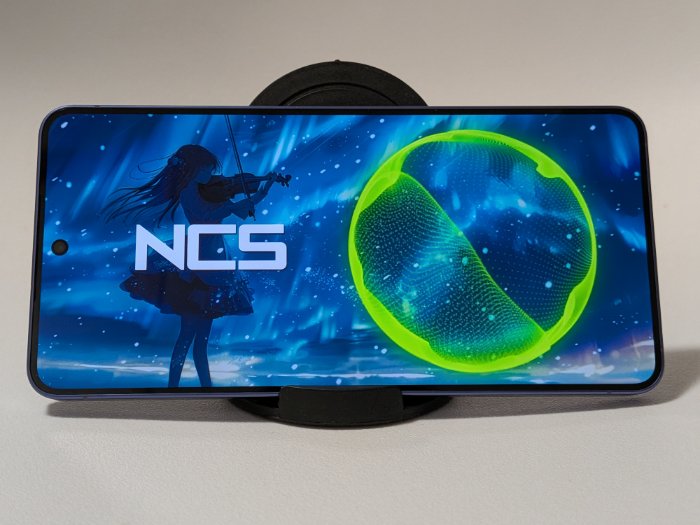 Galaxy S26のステレオスピーカー