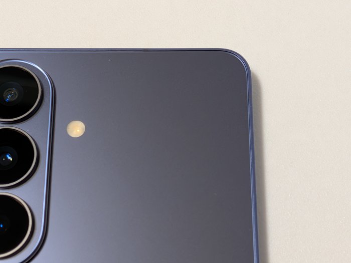 Galaxy S26のFeliCaポート