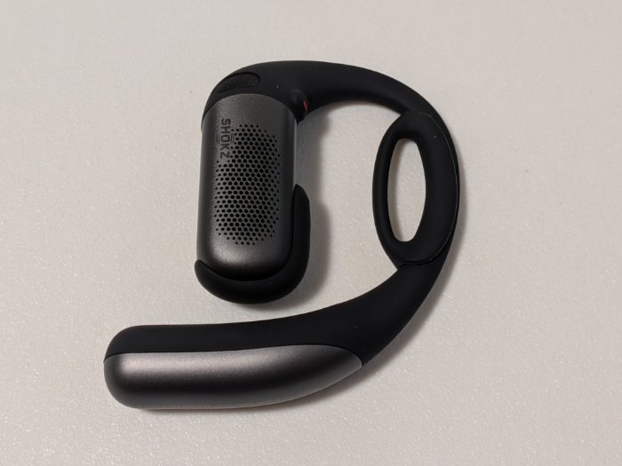 Shokz OpenFit Proの付属品