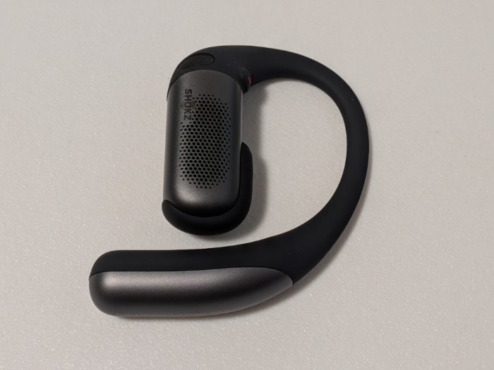 Shokz OpenFit Proの付属品