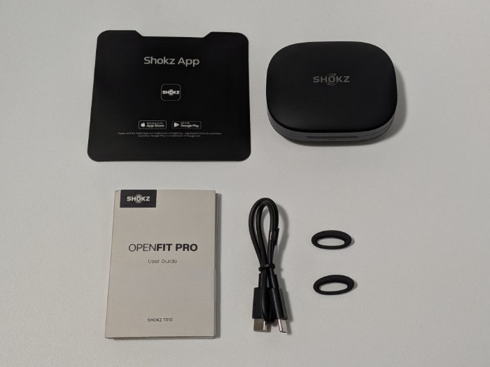 Shokz OpenFit Proの付属品