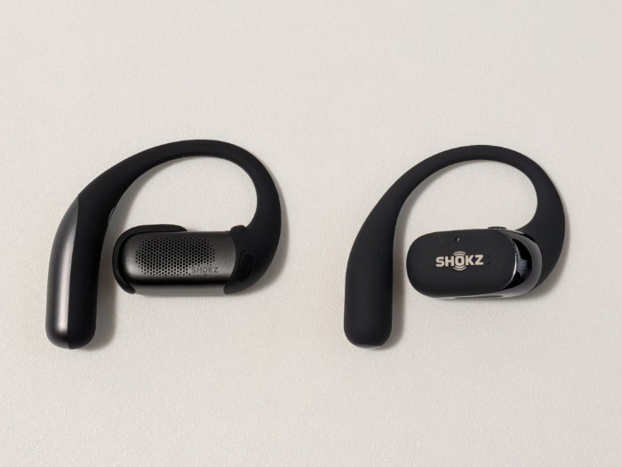 Shokz OpenFit ProとFit 2+のサイズを比較