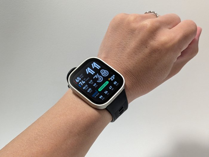 Amazfit Bip Maxは1万円台スマートウォッチの「最適解」