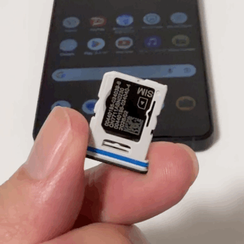 Xperia 1 VIIIのカードスロット