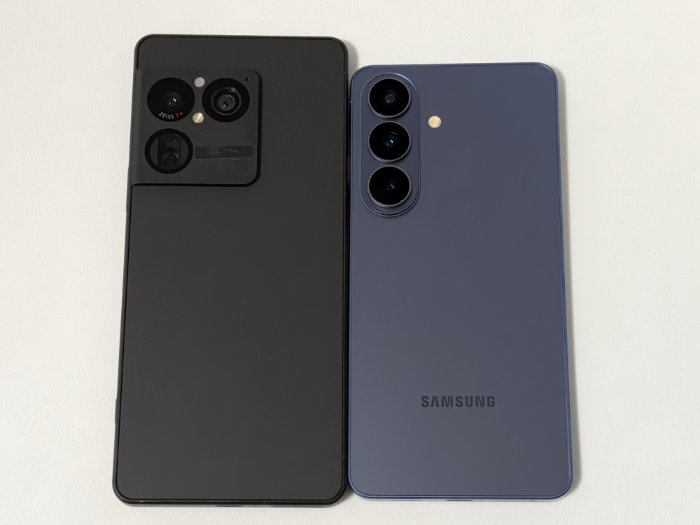Xperia 1 VIIIとGalaxy S26の比較