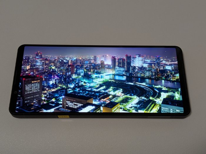 Xperia 1 VIIIのディスプレイ