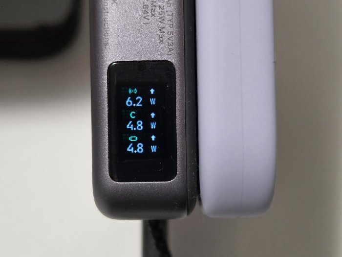 UGREEN MagFlow Proの同時充電